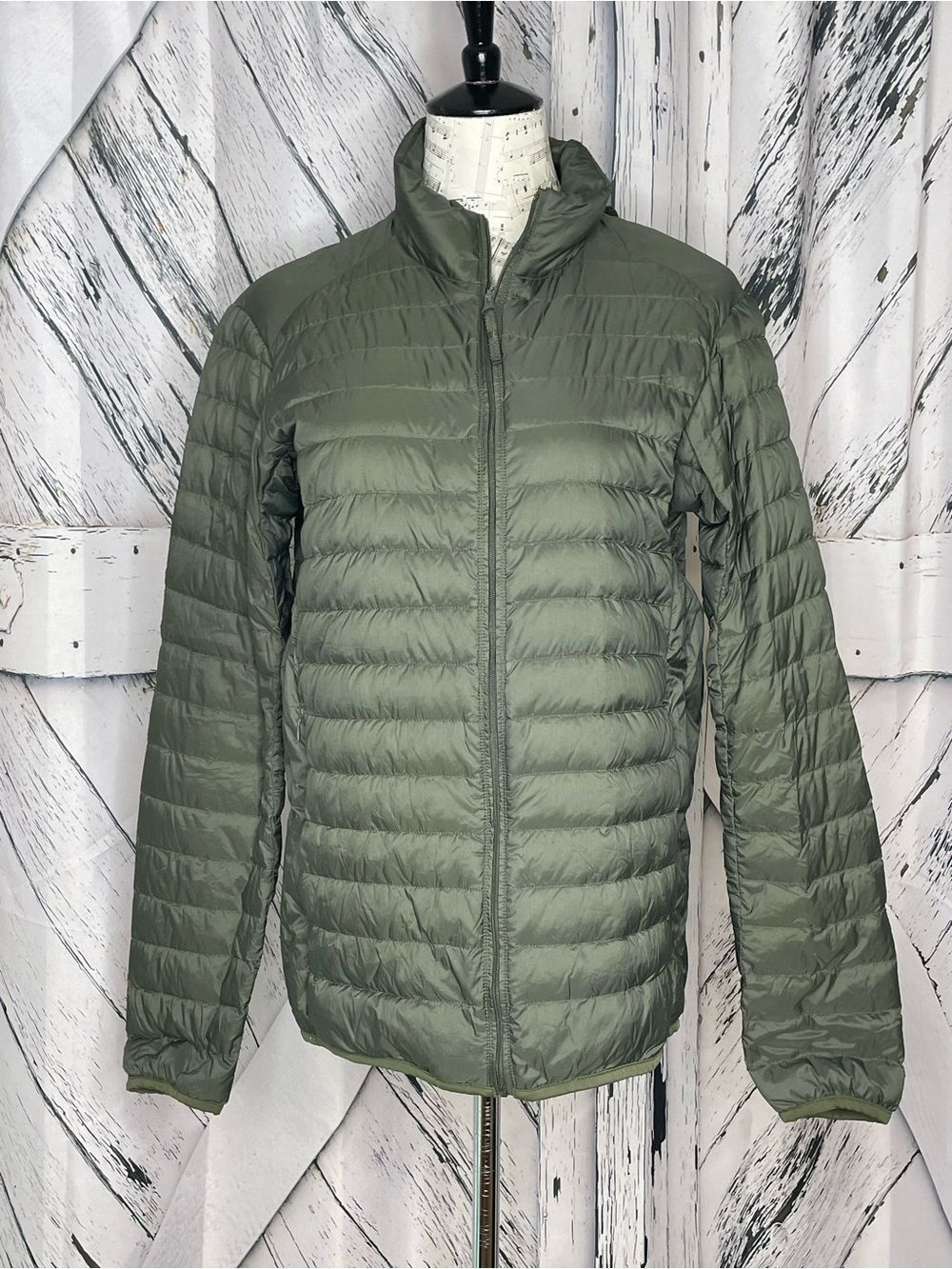 Uniqlo Ultra Light Down Jacket Zip Up Packable Green S
